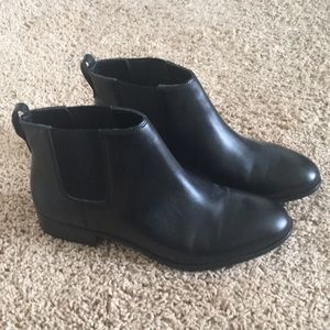 NWOT Franco Sarto black booties